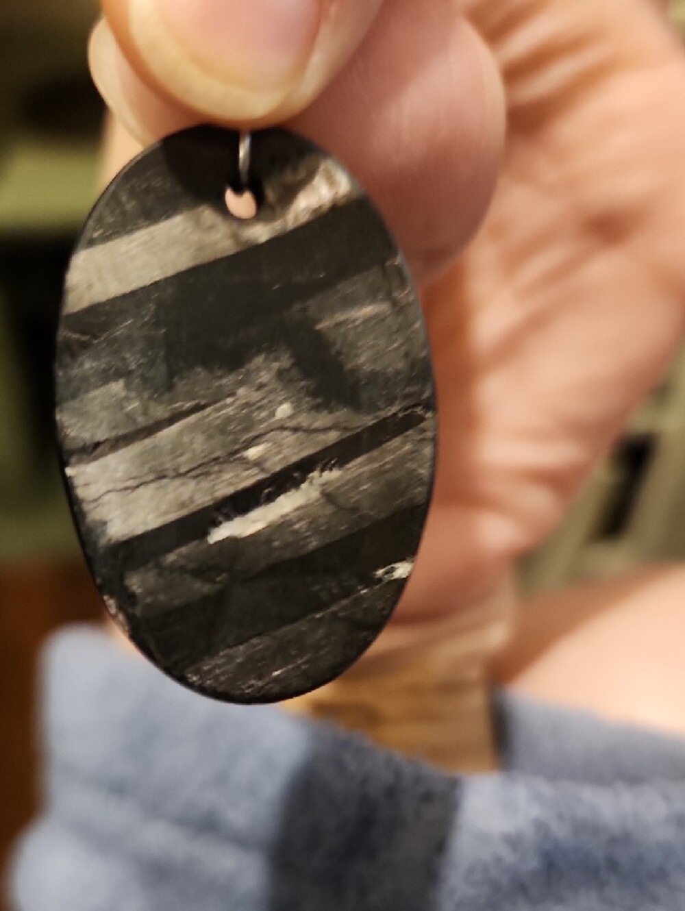 Hypersthene Oval Pendant - Picture 3 of 6
